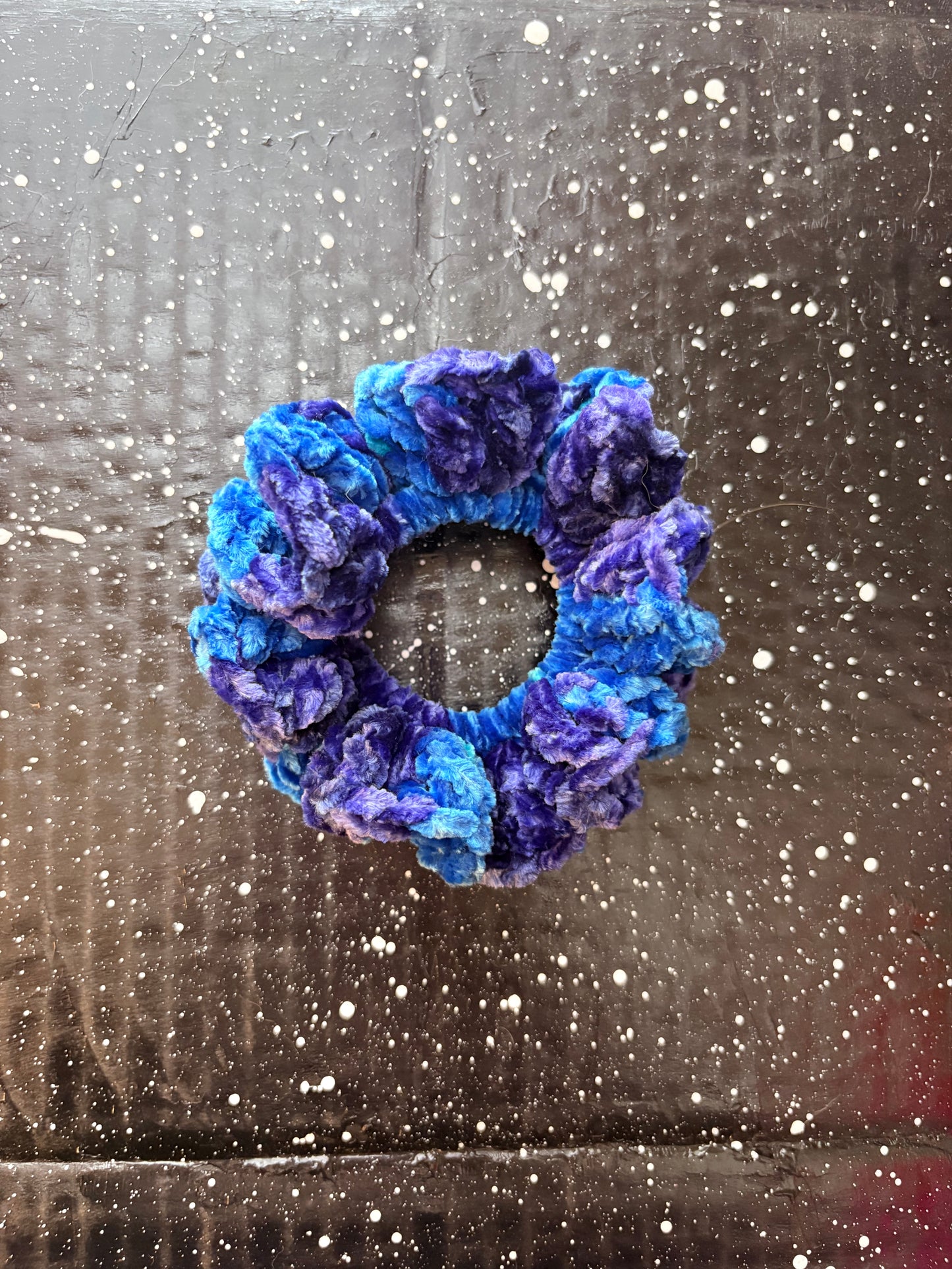 spaced out scrunchie.